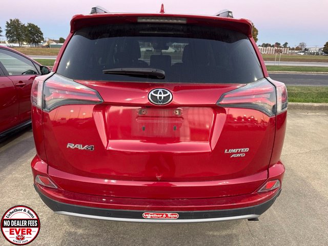 2017 Toyota RAV4 Limited - Photo 6