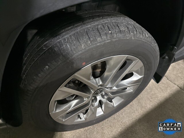 2025 Toyota RAV4 XLE Premium photo 2