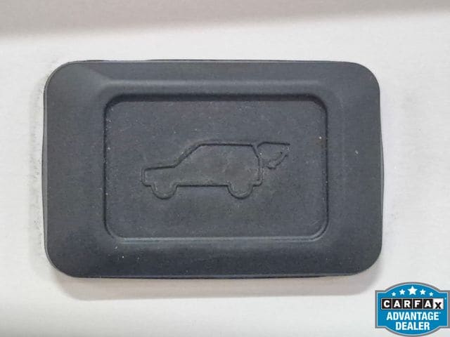 2025 Toyota RAV4 Limited - Photo 28