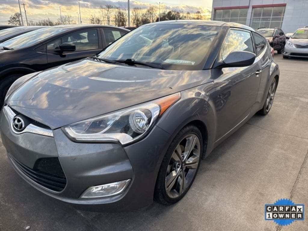 Used 2017 Hyundai Veloster Value Edition Hatchback