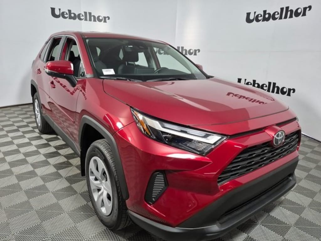 New 2025 Toyota RAV4 LE LE AWD SUV