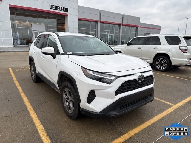 2025 Toyota RAV4 XLE's photo
