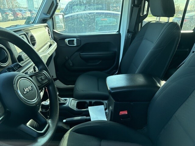 2020 Jeep Wrangler Unlimited Sport photo 4