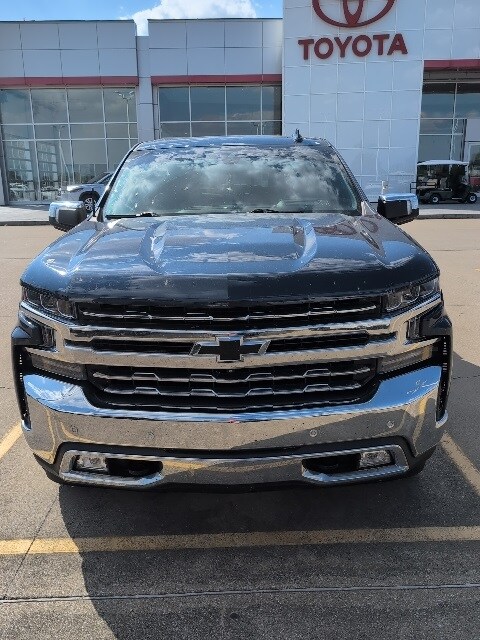 2021 Chevrolet Silverado 1500 LTZ photo 2