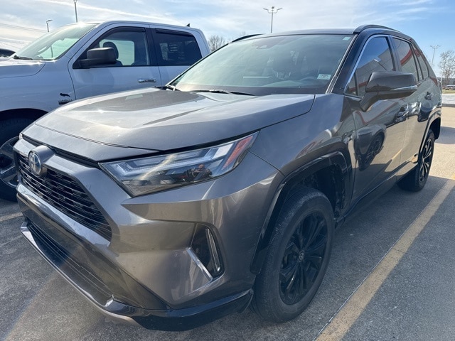 2022 Toyota RAV4 XSE's photo