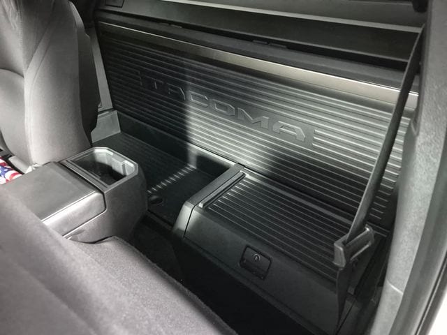 2024 Toyota Tacoma SR - Photo 23