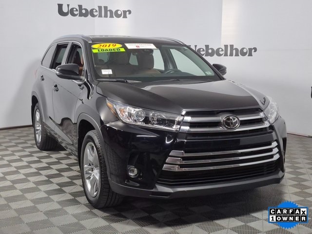 2019 Toyota Highlander Limited's photo