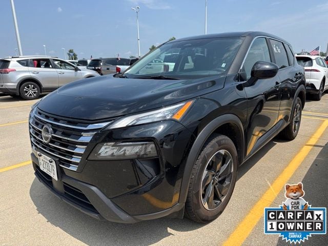 2025 Nissan Rogue SV - Photo 1