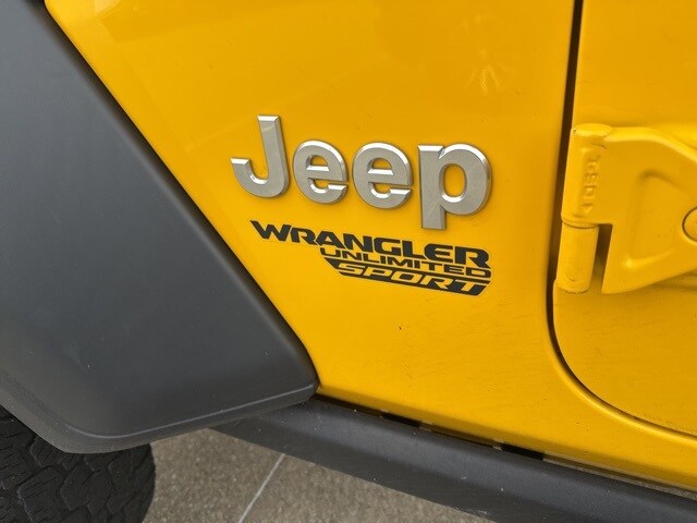 2021 Jeep Wrangler Unlimited Sport S photo 2