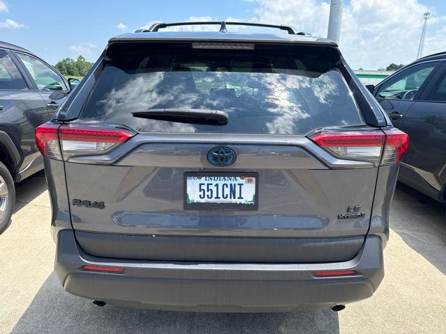 2023 Toyota RAV4 LE - Photo 7