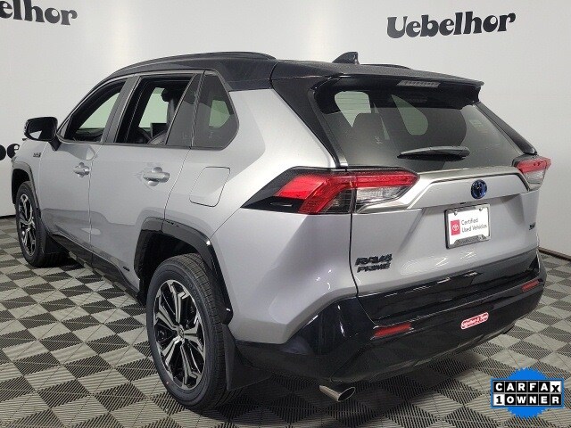 2022 Toyota RAV4 Prime XSE photo 2