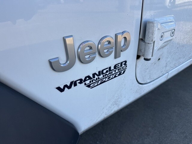 2020 Jeep Wrangler Unlimited Sport photo 3