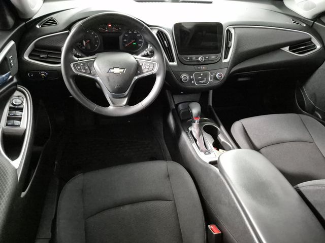 2022 Chevrolet Malibu RS - Photo 10