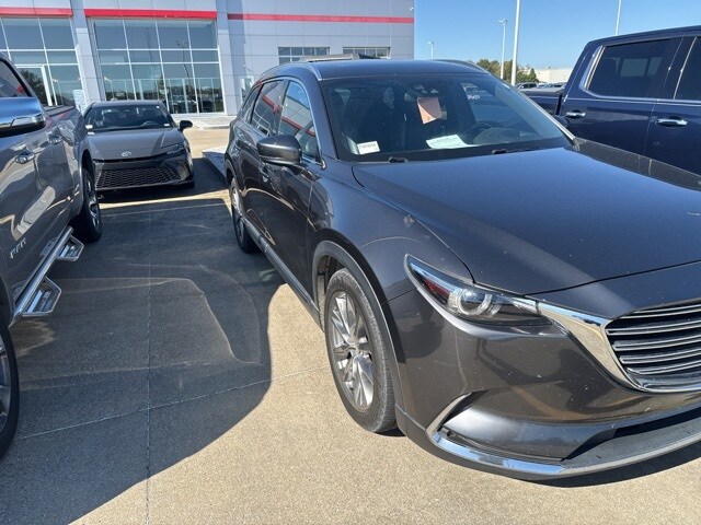 2016 Mazda CX-9 Grand Touring photo 2