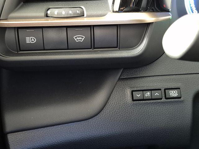 2026 Toyota Crown Platinum - Photo 18