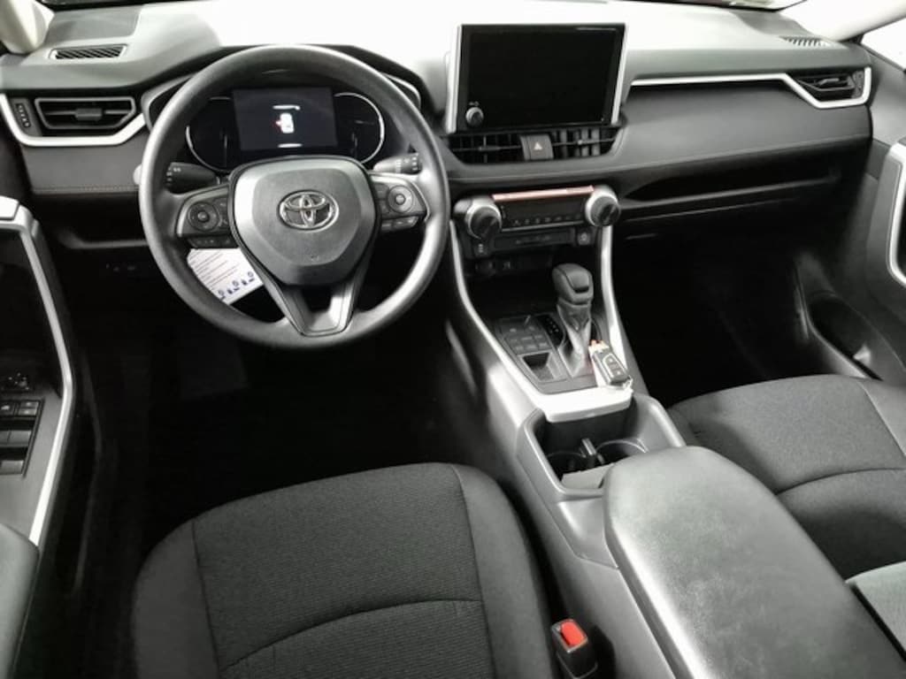 New 2025 Toyota RAV4 LE LE AWD SUV