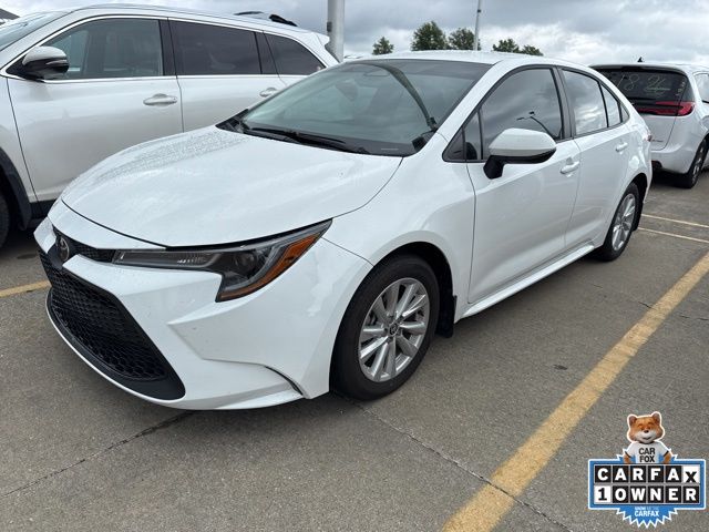2026 Toyota Corolla LE CVT's photo