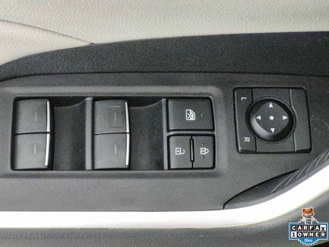 2024 Toyota RAV4 XLE - Photo 16