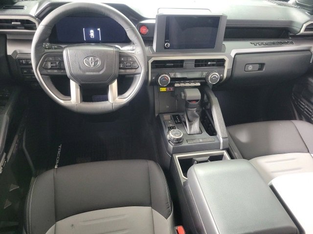 2025 Toyota Tacoma TRD Off-Road 4x4 Double Cab photo 2