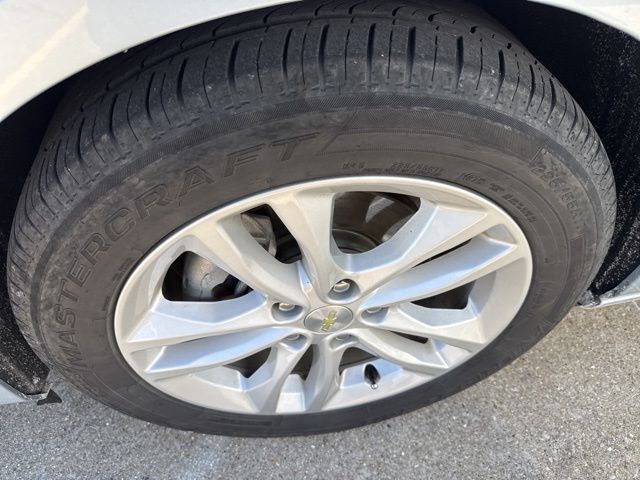 Used 2017 Chevrolet Malibu 1LT with VIN 1G1ZE5ST4HF162776 for sale in Jasper, IN