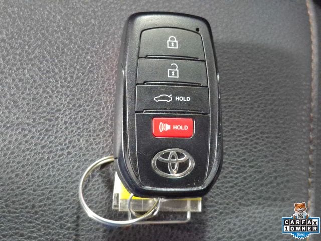 2025 Toyota Camry XLE - Photo 29