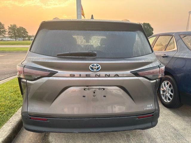 2024 Toyota Sienna XLE - Photo 7