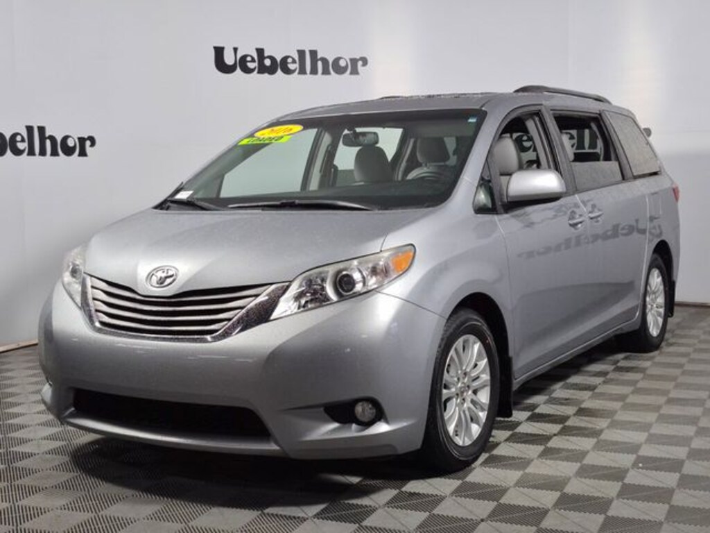 Used 2016 Toyota Sienna XLE Premium Van