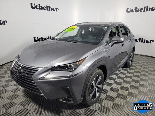 2020 Lexus NX 300h AWD photo 3