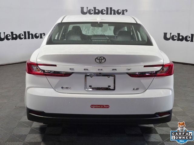 2025 Toyota Camry LE - Photo 6
