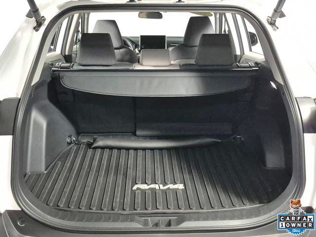 2024 Toyota RAV4 XLE - Photo 27