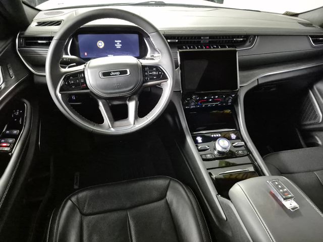 2023 Jeep Grand Cherokee Overland - Photo 10