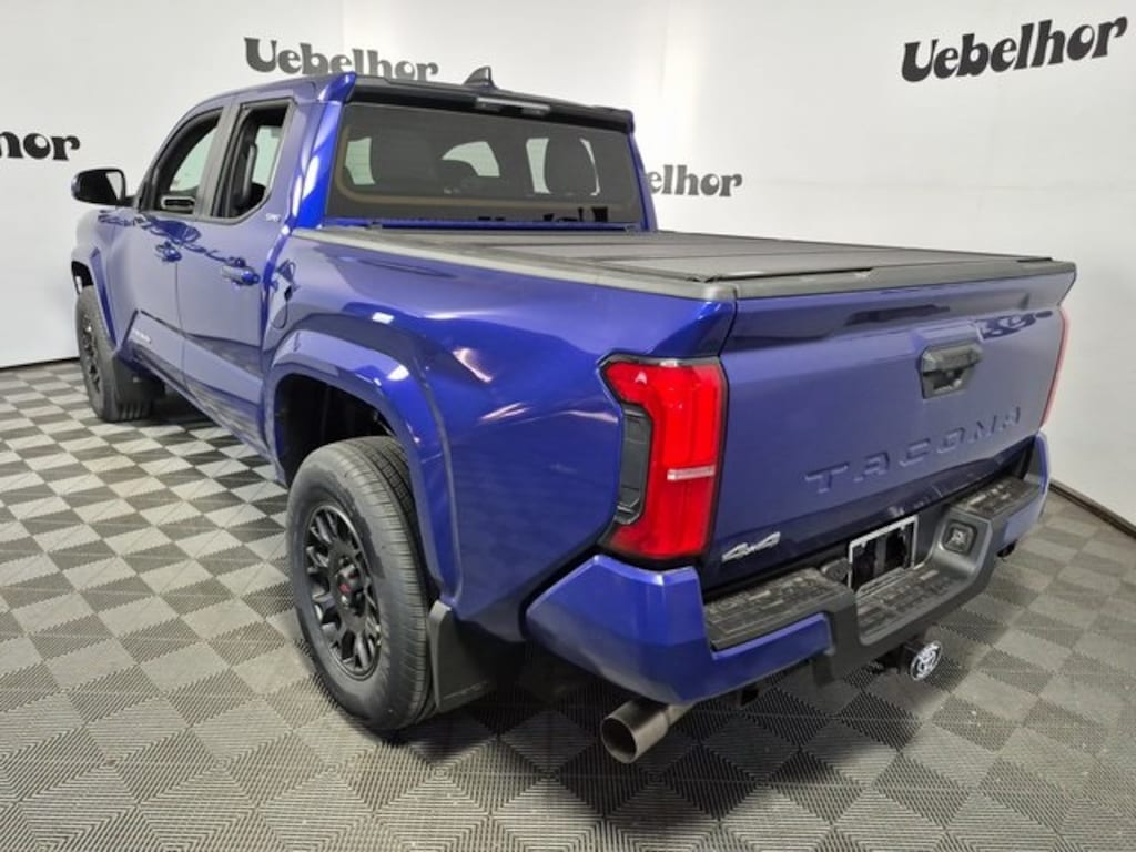 New 2025 Toyota Tacoma SR5 4X4 DOUBLE CAB