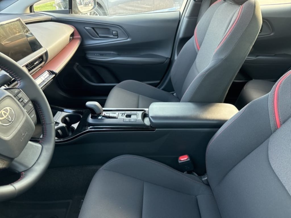 Certified 2024 Toyota Prius Prime SE Hatchback