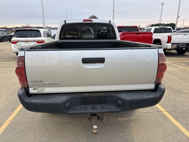 2013 Toyota Tacoma Base photo 2