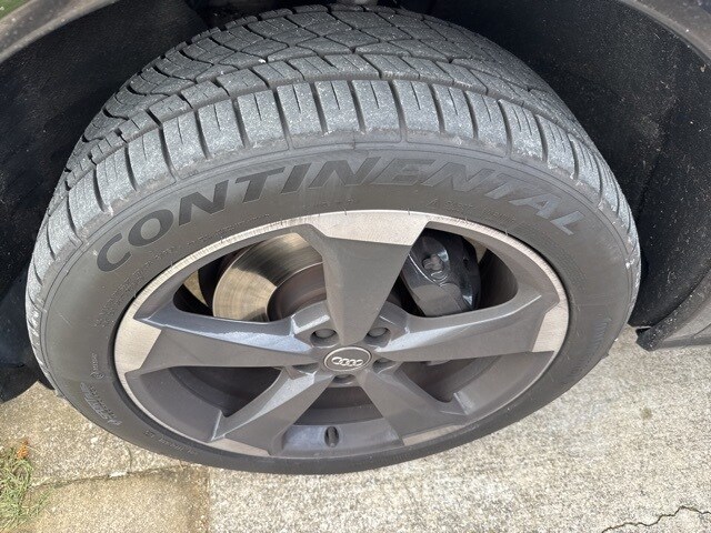 2020 Audi SQ5 Premium Plus photo 2