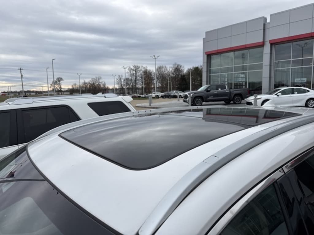 Used 2023 Acura MDX Advance SUV