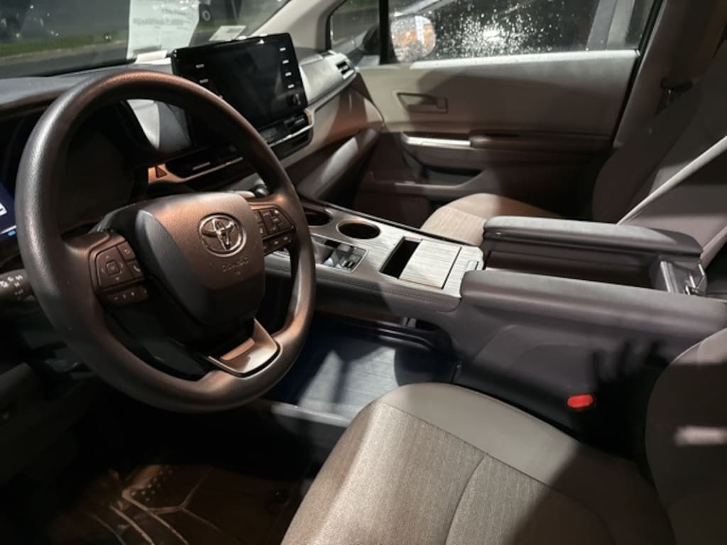 Certified 2024 Toyota Sienna LE Van Passenger Van