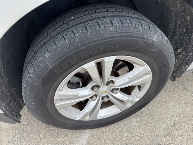 Used 2017 Chevrolet Equinox LS with VIN 2GNALBEK3H1569479 for sale in Jasper, IN