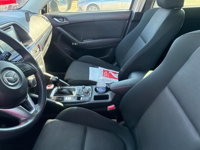 2016 Mazda CX-5 Sport photo 3