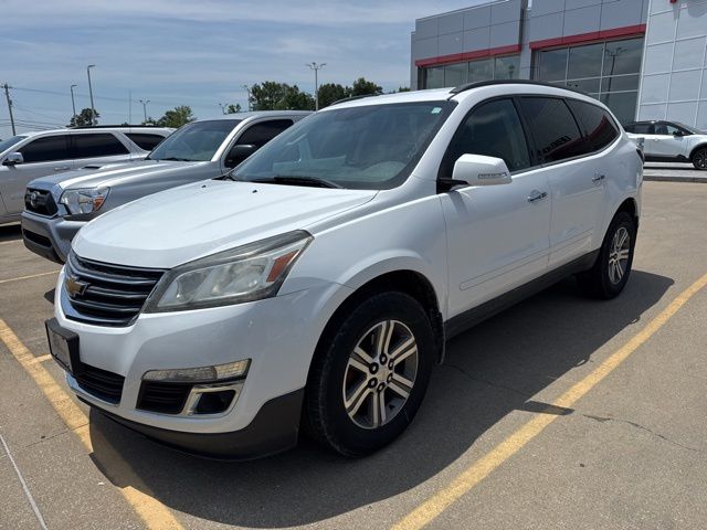 2017 Chevrolet Traverse 2LT AWD's photo