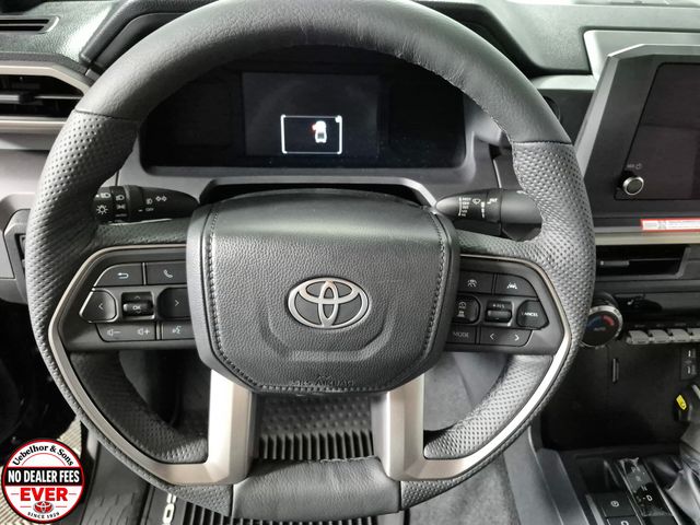 2026 Toyota Tacoma SR5 - Photo 11