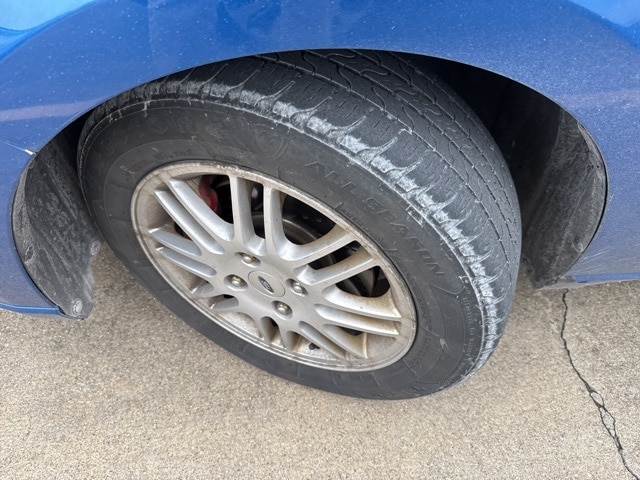 Used 2010 Ford Focus SE with VIN 1FAHP3FN7AW295136 for sale in Jasper, IN