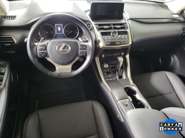2020 Lexus NX 300h AWD photo 2