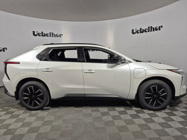 2026 Toyota bZ XLE - Photo 8