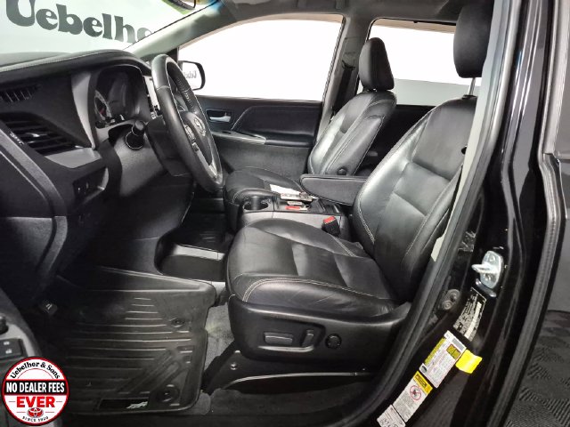 2017 Toyota Sienna SE Premium - Photo 9