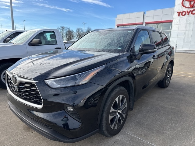 2024 Toyota Highlander SUV 