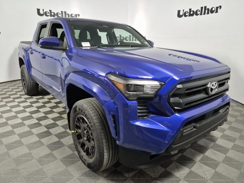 New 2025 Toyota Tacoma SR5 4X4 DOUBLE CAB