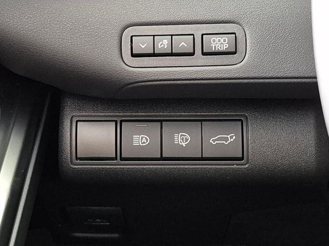 2026 Toyota bZ XLE - Photo 16