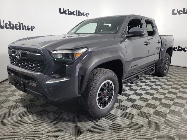2025 Toyota Tacoma TRD Off-Road 4x4 Double Cab photo 3