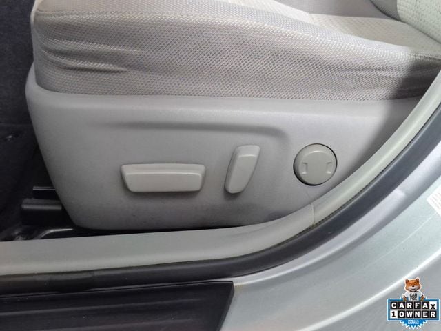 2013 Toyota Camry LE - Photo 17